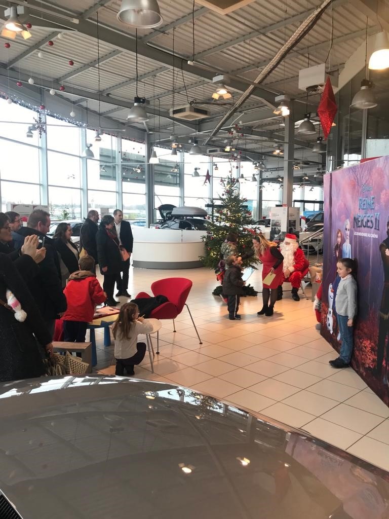 Noël Toyota chez Carnot Automobile - Groupe Lavaud